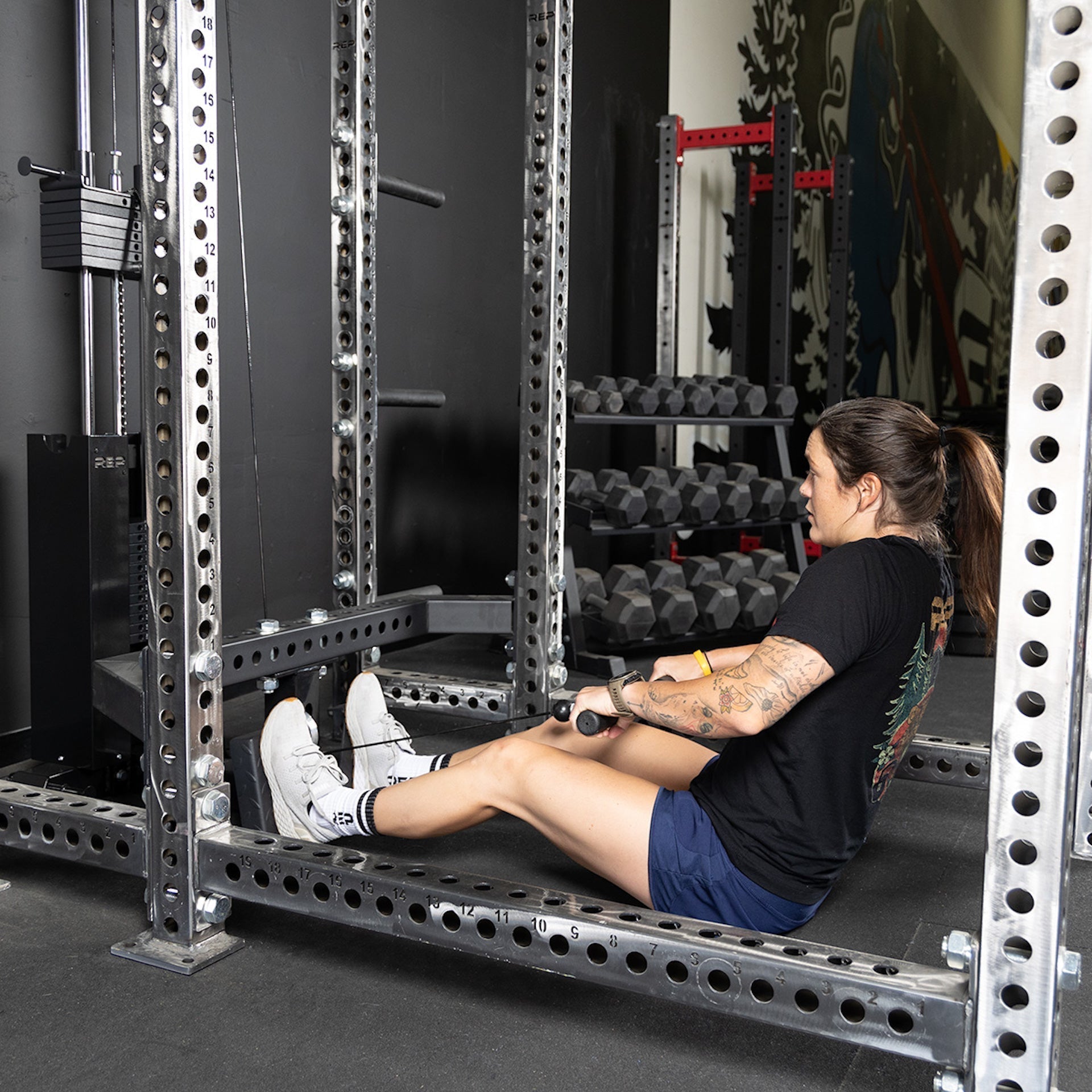 How to Do a Seated Cable Low Row – REP Fitness Europe